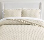 Belgian Flax Linen Ruffle Tufted Quilt - Image 4